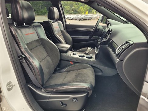 Used 2020 Jeep Grand Cherokee Trailhawk image 18