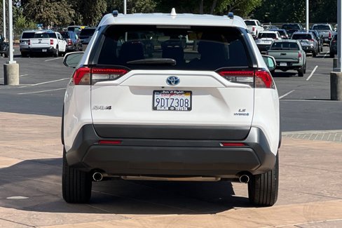 Used 2020 Toyota RAV4 LE image 5