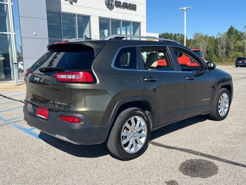 Used 2015 Jeep Cherokee Limited image 4
