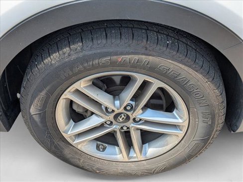 Used 2018 Hyundai Santa Fe Sport w/ 2.4L Value Package 02 image 7