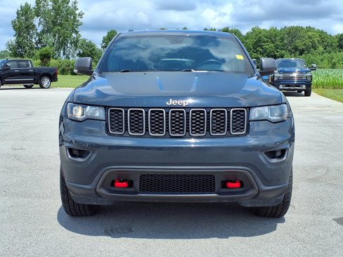 Used 2017 Jeep Grand Cherokee Trailhawk image 2