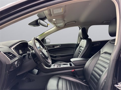 Used 2021 Ford Edge SEL w/ Cargo Accessory Package image 9