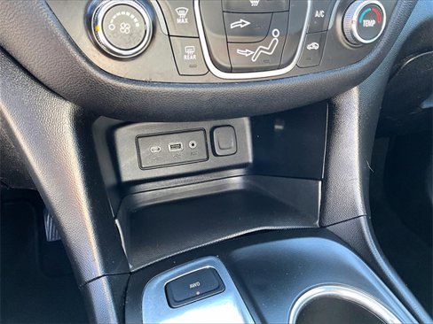 Used 2019 Chevrolet Equinox LT image 27