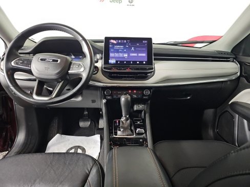 Certified 2022 Jeep Compass Limited image 12