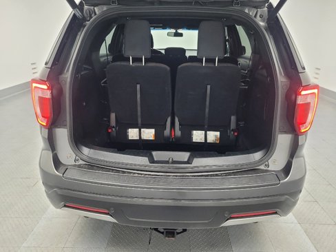 Used 2019 Ford Explorer XLT w/ Equipment Group 201A image 29