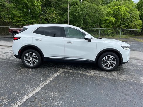 Used 2021 Buick Envision Essence image 2