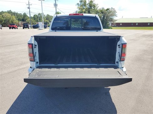 Used 2022 Nissan Frontier SV w/ Technology Package image 28