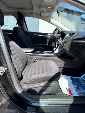 Used 2014 Ford Fusion SE image 15