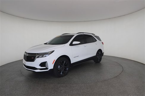 Used 2022 Chevrolet Equinox RS w/ Infotainment Package image 3