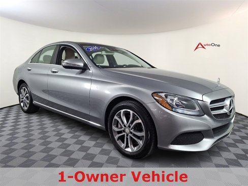 Used 2016 Mercedes-Benz C 300 4MATIC Sedan image 1