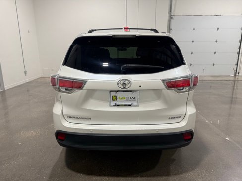Used 2016 Toyota Highlander Limited image 6