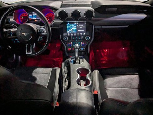 Used 2018 Ford Mustang Premium image 17