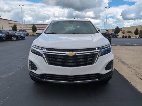 Used 2022 Chevrolet Equinox LT image 2