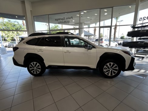 Certified 2025 Subaru Outback Premium image 5