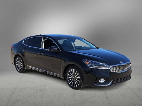 Used 2019 Kia Cadenza Premium image 2