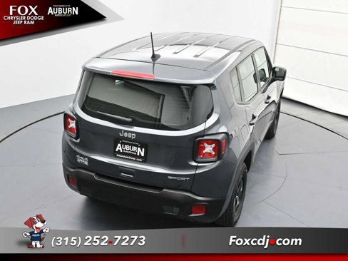 Used 2022 Jeep Renegade Sport image 26