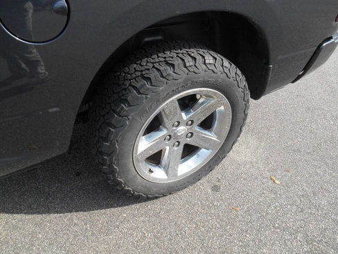 Used 2014 RAM 1500 Express image 17