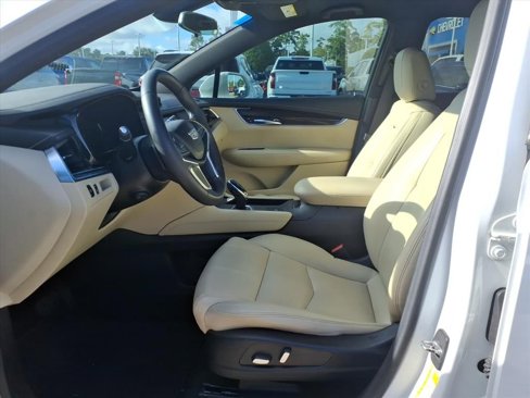Used 2018 Cadillac XT5 FWD image 19