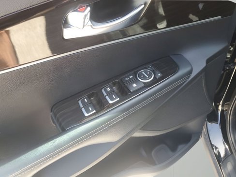 Used 2019 Kia Sorento L image 24