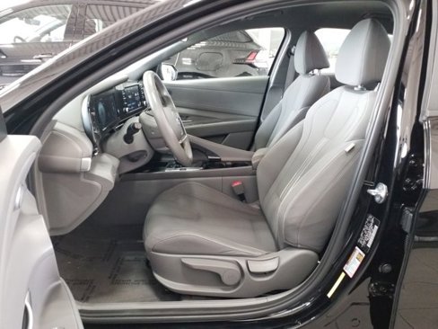 Used 2021 Hyundai Elantra SEL w/ Convenience Package image 14