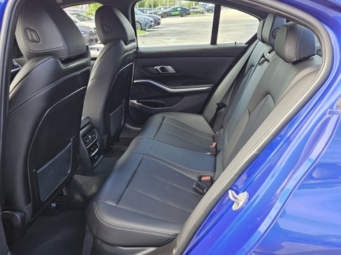 Certified 2022 BMW 330i Sedan w/ M Sport Package image 14