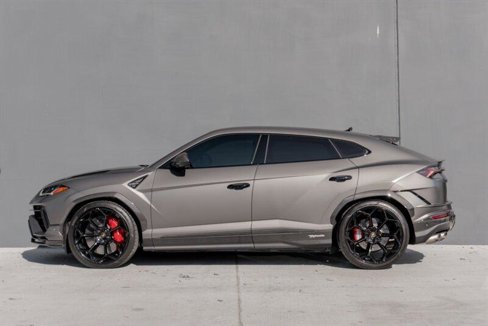 Used 2023 Lamborghini Urus Performante image 4