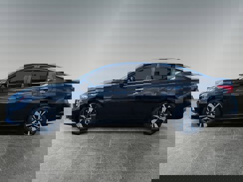 Used 2022 Nissan Altima 2.5 SV image 2
