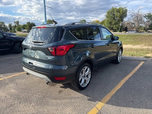 Used 2019 Ford Escape Titanium image 7