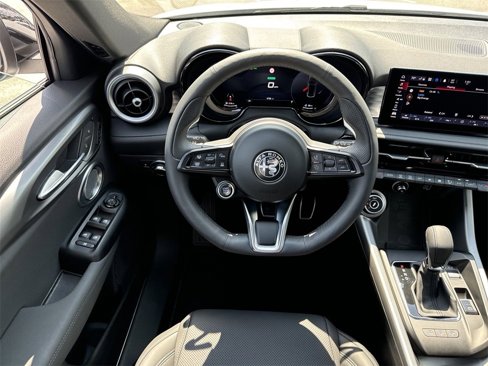 New 2024 Alfa Romeo Tonale Veloce image 20