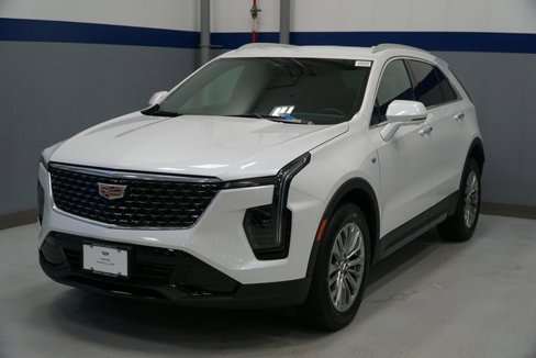 New 2025 Cadillac XT4 Premium Luxury image 1