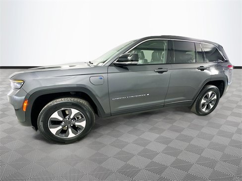 Used 2022 Jeep Grand Cherokee Limited 4xe image 4