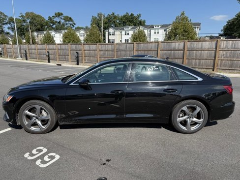 Used 2024 Audi A6 Premium Plus image 2