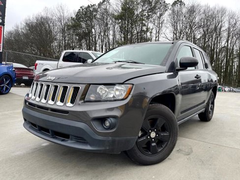 Used 2017 Jeep Compass Sport image 3