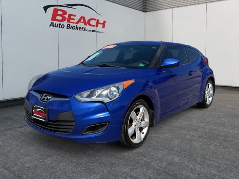 Used 2012 Hyundai Veloster image 1