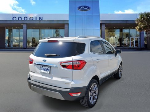 Used 2020 Ford EcoSport Titanium image 3