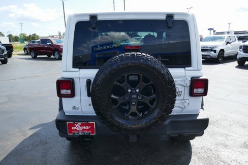 Used 2022 Jeep Wrangler Willys image 6