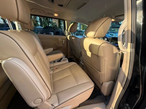 Used 2015 Nissan Quest SL image 23