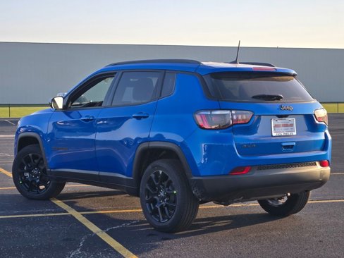 New 2025 Jeep Compass Latitude w/ Altitude Special Edition image 12