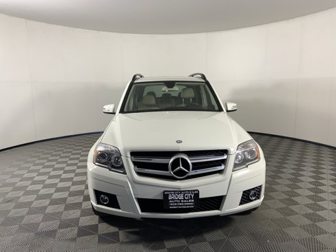 Used 2012 Mercedes-Benz GLK 350 4MATIC image 4