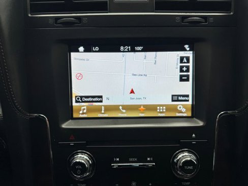 Used 2016 Lincoln Navigator Reserve image 28