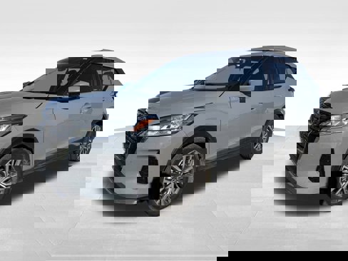 Used 2023 Nissan Kicks SV image 1