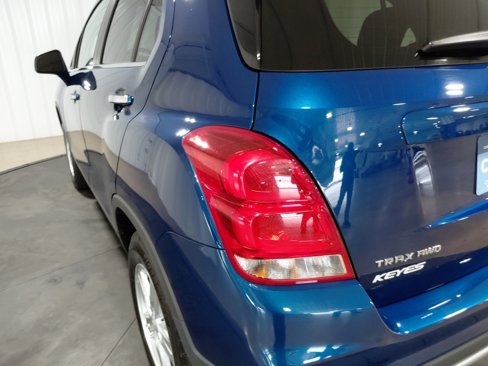 Certified 2020 Chevrolet Trax LT w/ LT Convenience Package image 16