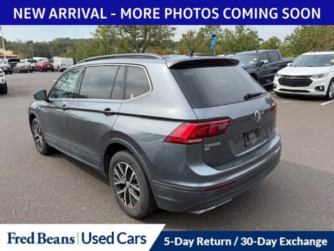 Used 2019 Volkswagen Tiguan SE w/ Panoramic Sunroof Package image 4