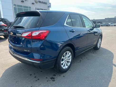 Used 2021 Chevrolet Equinox LT image 3