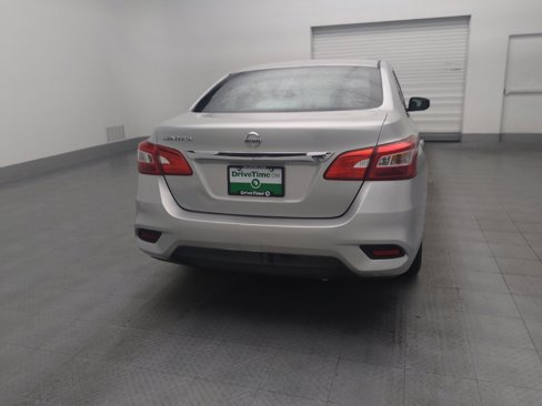 Used 2017 Nissan Sentra S image 7
