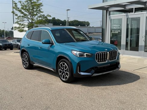 Used 2025 BMW X1 xDrive28i image 1
