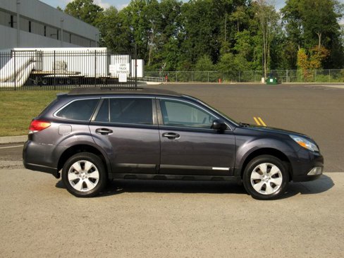 Used 2012 Subaru Outback 2.5i Limited image 7