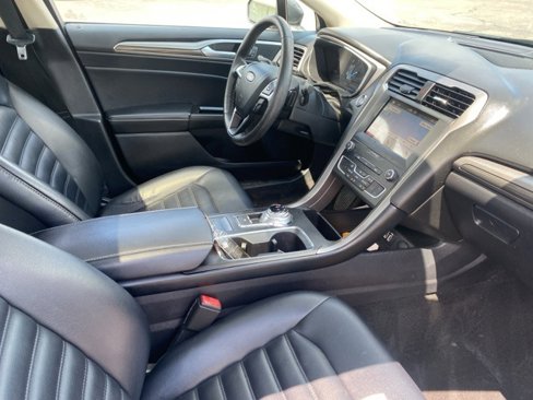 Used 2019 Ford Fusion SEL image 7