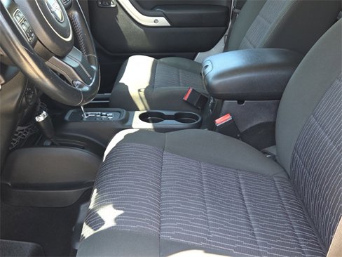 Used 2012 Jeep Wrangler Unlimited Sahara w/ Connectivity Group image 16
