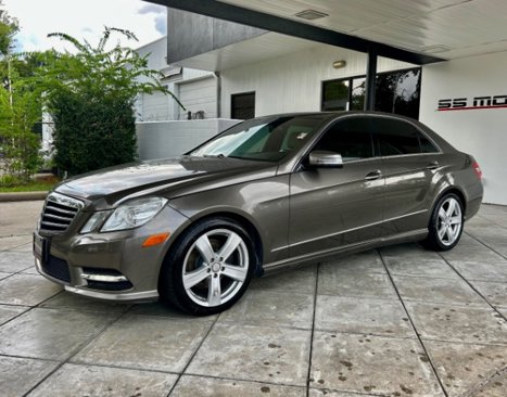 Used 2013 Mercedes-Benz E 350 Sedan image 1